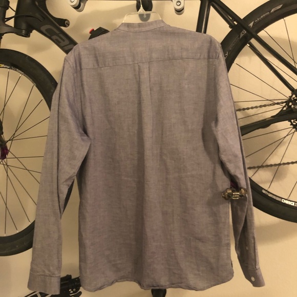 Band-collared grey button up - Picture 2 of 2